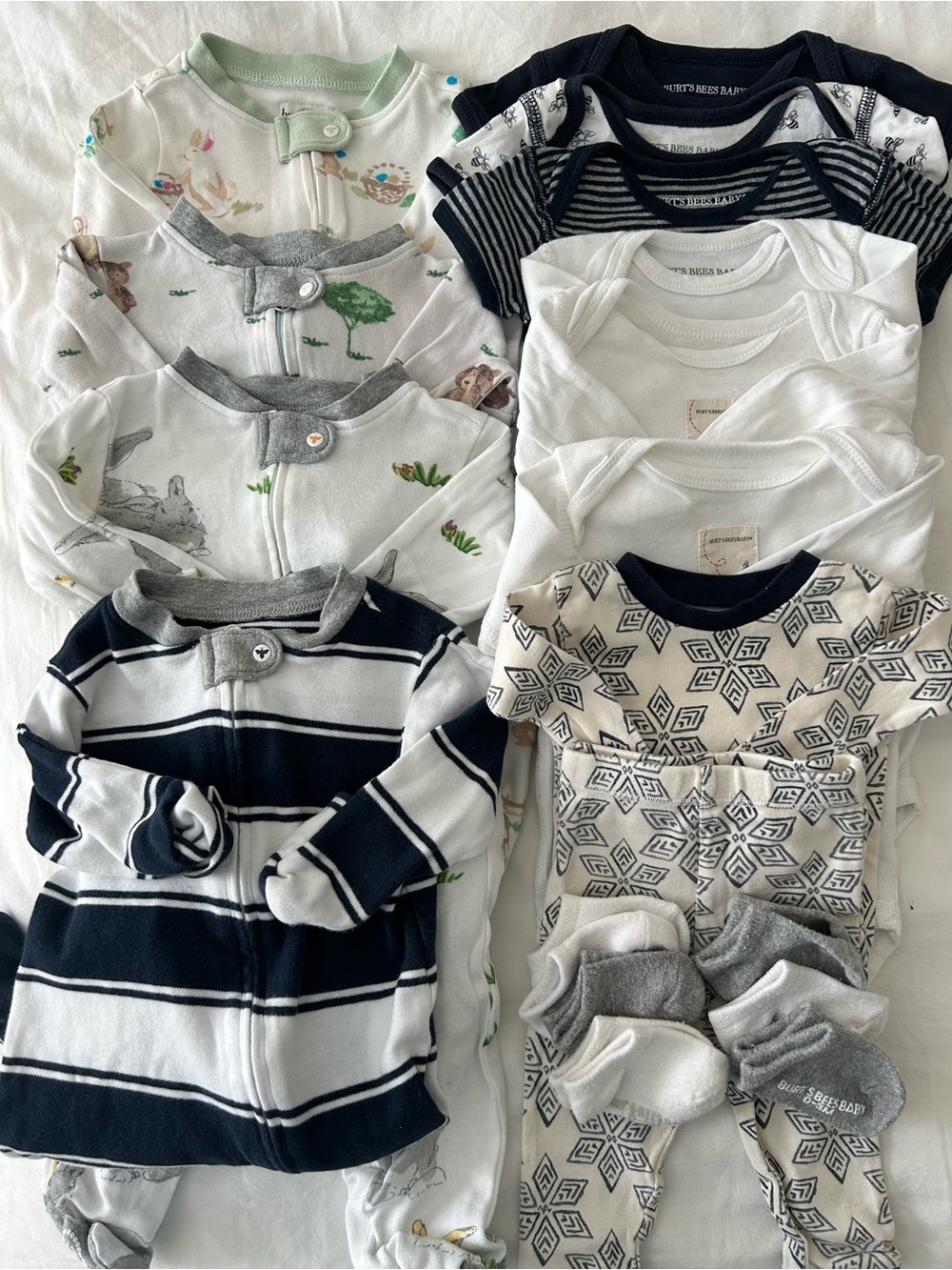 Bundle of Burts Bees Baby Boy 0-3 Month Clothes Navy Footies and Bodysuits